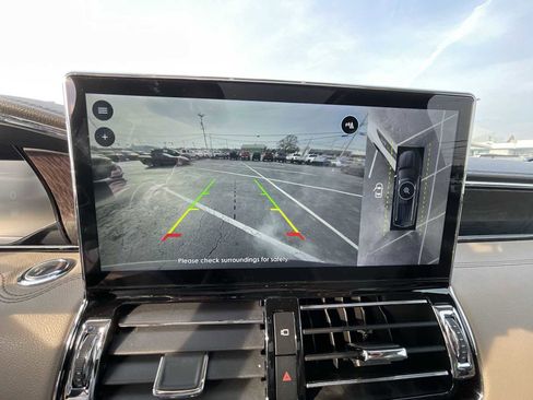 Used 2024 Lincoln Navigator L Reserve image 14