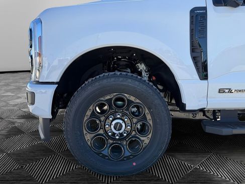 New 2026 Ford F350 Lariat w/ Black Appearance Package image 9