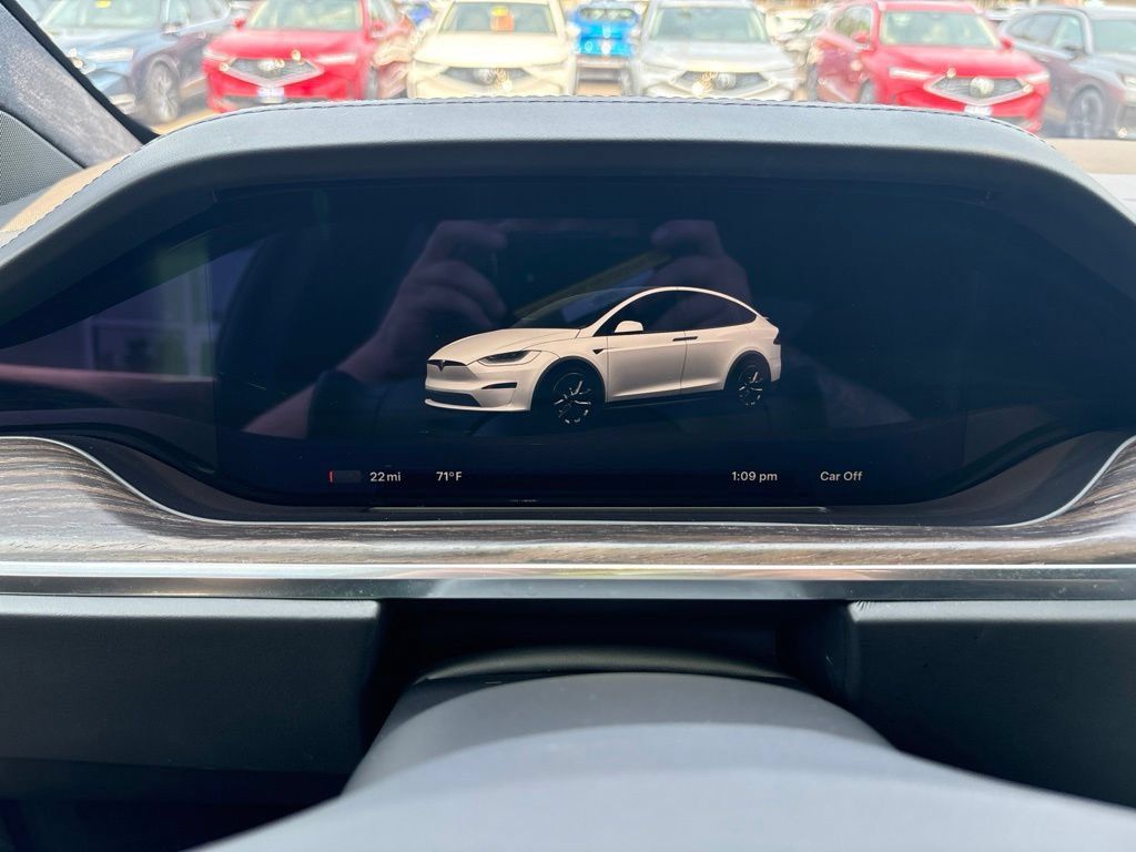 Used 2022 Tesla Model X AWD/4WD image 18