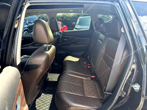 Used 2020 Nissan Murano Platinum w/ Cargo Package FWD image 15