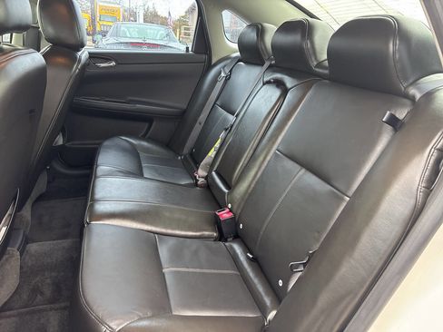 Used 2008 Chevrolet Impala LTZ image 22