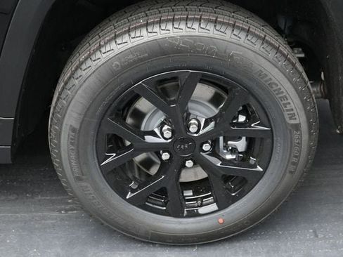 New 2026 Jeep Grand Cherokee L 4WD image 39