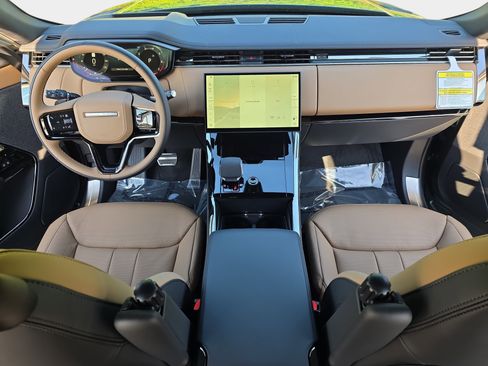 New 2026 Land Rover Range Rover Sport Dynamic SE AWD/4WD image 9
