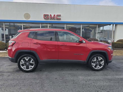 Used 2019 Jeep Compass Limited image 2