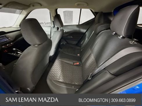 Used 2022 Nissan Kicks S image 22