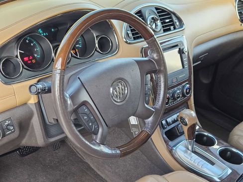 Used 2015 Buick Enclave Leather FWD image 2