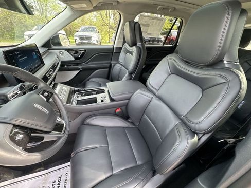 New 2026 Lincoln Aviator Reserve AWD/4WD image 11