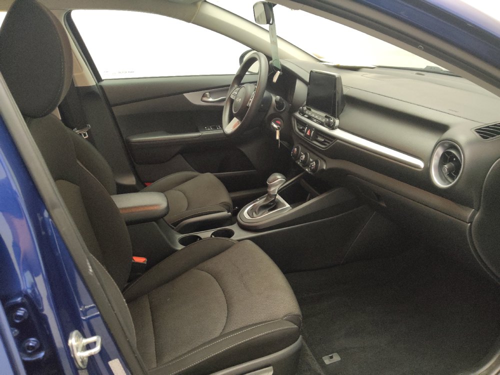 Used 2023 Kia Forte LXS w/ LXS Technology Package FWD image 21