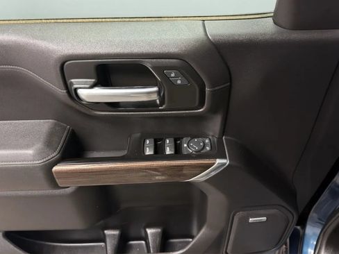 Used 2019 Chevrolet Silverado 1500 RST w/ All-Star Edition AWD/4WD image 17