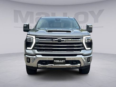 Used 2024 Chevrolet Silverado 2500 LTZ w/ LTZ Plus Package AWD/4WD image 8