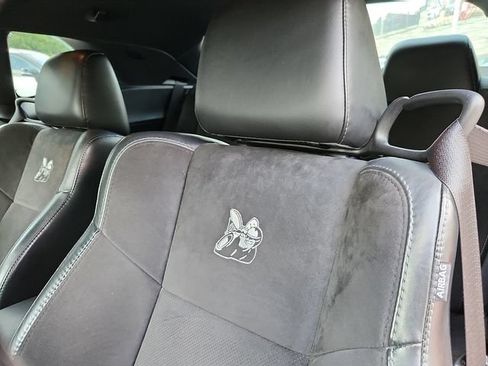Used 2017 Dodge Challenger R/T Scat Pack RWD image 12
