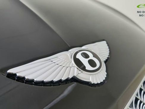 Used 2022 Bentley Continental GT AWD/4WD image 21