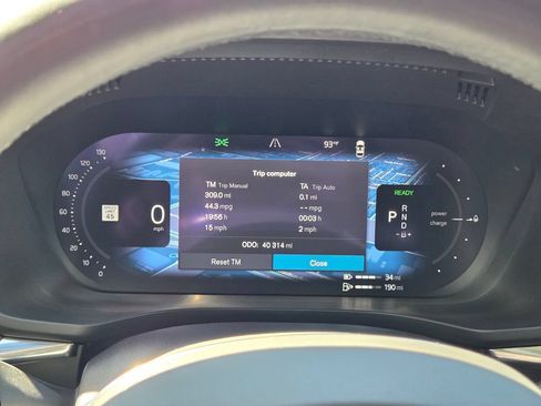 Used 2023 Volvo XC60 T8 Plus AWD/4WD image 25