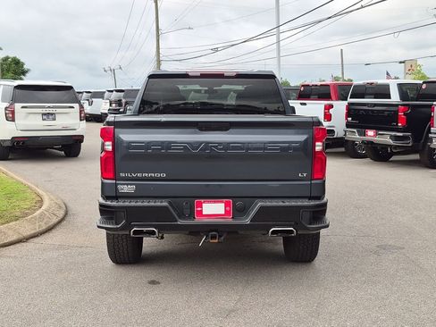 Used 2021 Chevrolet Silverado 1500 LT Trail Boss w/ Bed Protection Package AWD/4WD image 7