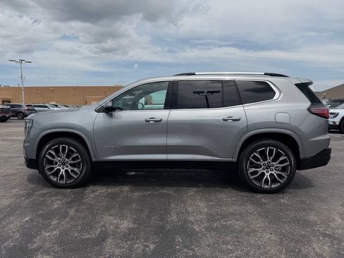 Used 2026 GMC Acadia Denali Ultimate AWD/4WD image 4