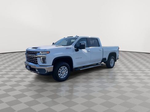 Used 2022 Chevrolet Silverado 2500 LTZ w/ LTZ Plus Package AWD/4WD image 3