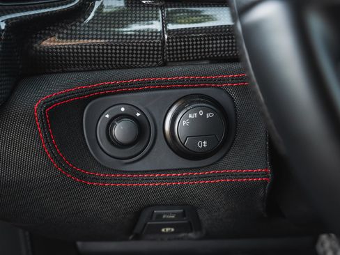 Used 2015 Ferrari 458 Speciale Coupe RWD image 58