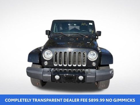 Used 2016 Jeep Wrangler Unlimited Sahara w/ Connectivity Group AWD/4WD image 3