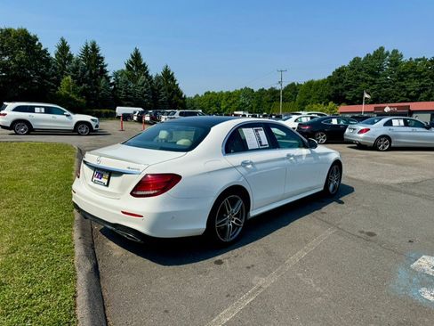 Used 2018 Mercedes-Benz E 300 4MATIC image 6