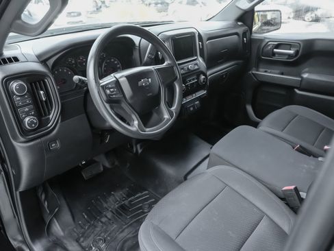 Used 2020 Chevrolet Silverado 1500 Custom Trail Boss AWD/4WD image 16
