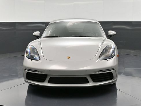 Certified 2024 Porsche 718 Cayman RWD image 11