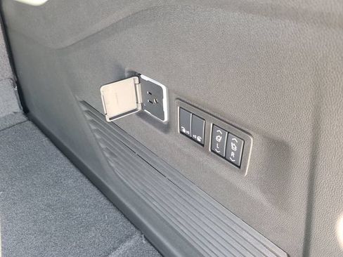 New 2026 Chevrolet Suburban LT w/ Comfort Package RWD image 10