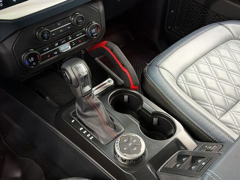 Used 2026 Ford Bronco Heritage Edition AWD/4WD image 33