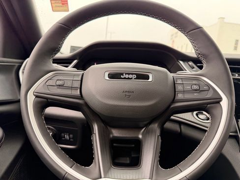 New 2026 Jeep Grand Cherokee Laredo X AWD/4WD image 15