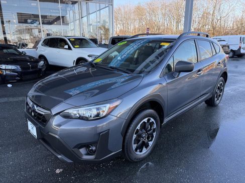 Certified 2023 Subaru Crosstrek 2.0i image 9