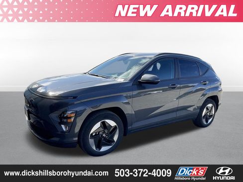 Certified 2025 Hyundai Kona SEL FWD image 1