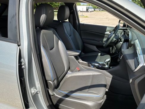 Used 2025 Buick Encore GX Sport Touring w/ Comfort Package FWD image 33