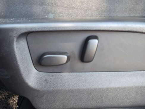 Used 2023 Buick Envision Avenir AWD/4WD image 16