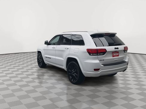 Used 2019 Jeep Grand Cherokee Altitude AWD/4WD image 38