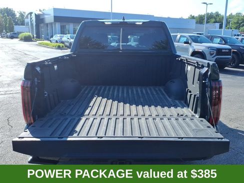 Used 2023 Toyota Tundra Limited AWD/4WD image 10