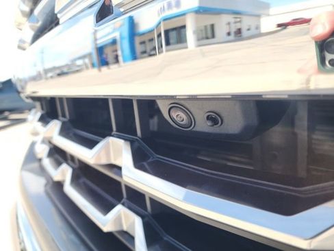 Certified 2025 Chevrolet Silverado 1500 LTZ w/ LTZ Premium Package image 10