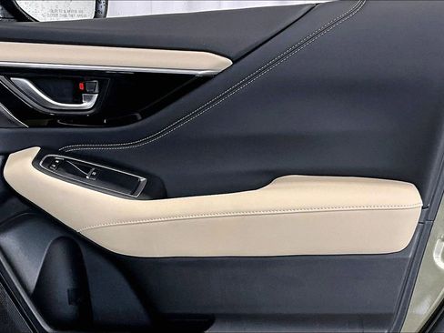 Used 2023 Subaru Outback Limited image 26