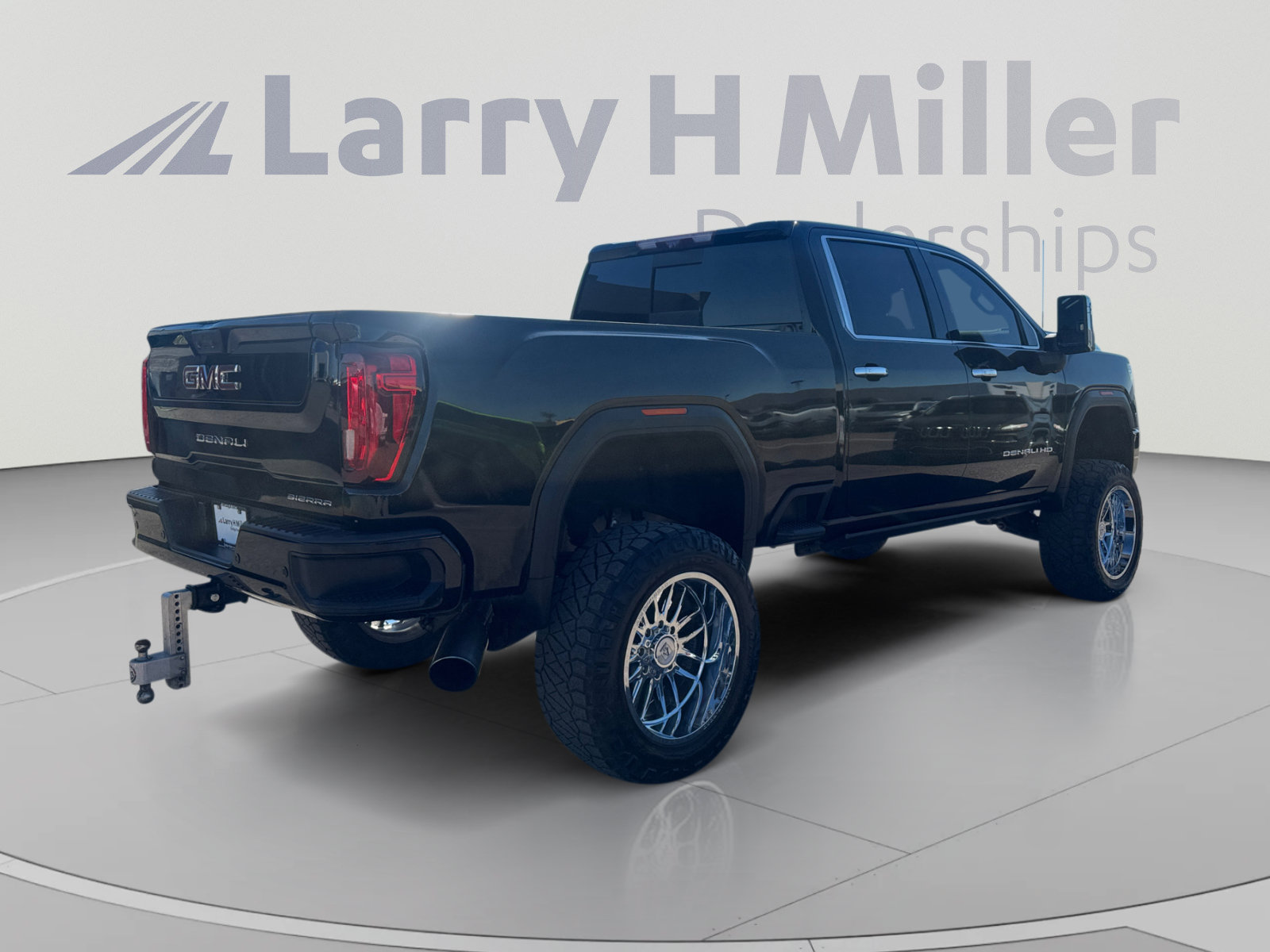 Used 2021 GMC Sierra 2500 Denali w/ Denali Ultimate Package AWD/4WD image 5