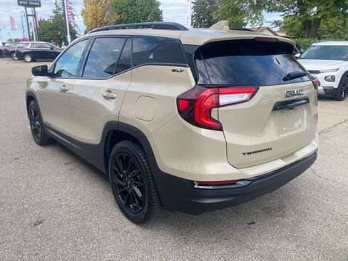 Certified 2023 GMC Terrain SLT w/ Elevation Edition FWD image 7