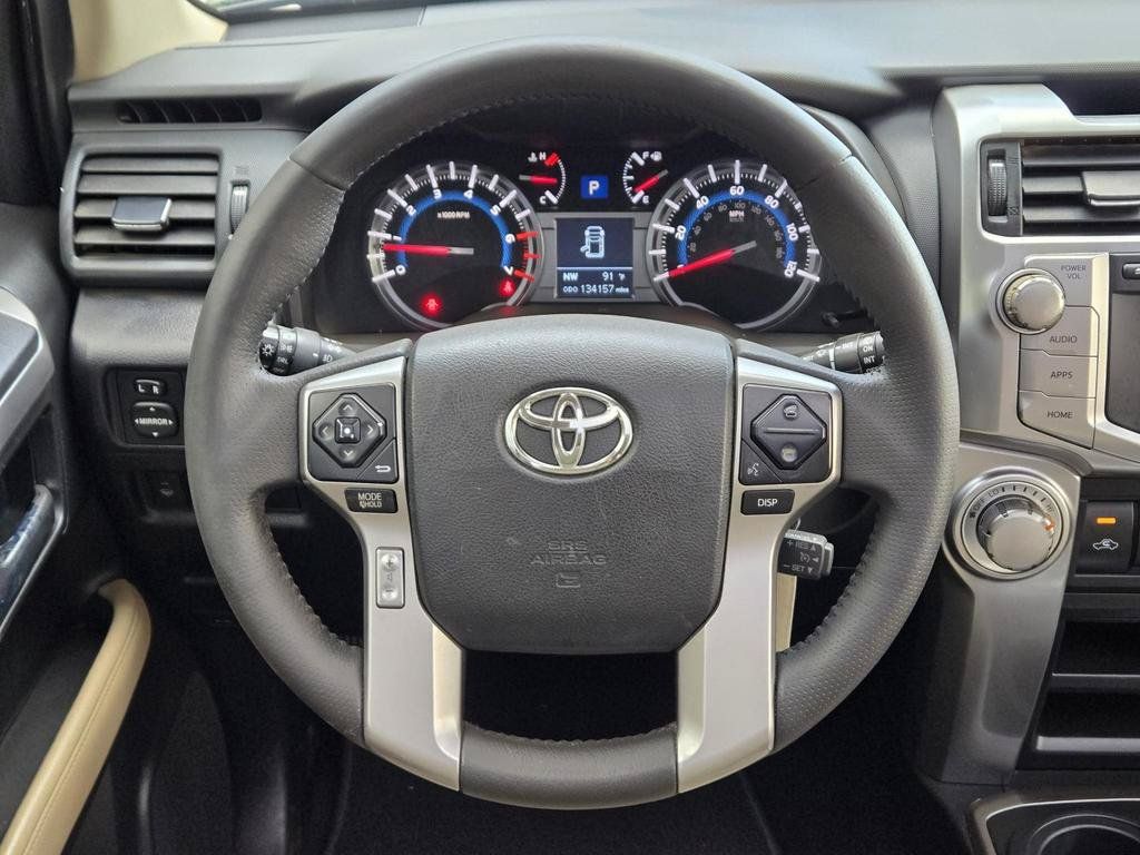 Used 2017 Toyota 4Runner SR5 Premium AWD/4WD image 18
