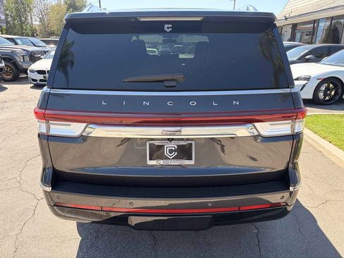 Used 2024 Lincoln Navigator Reserve AWD/4WD image 5