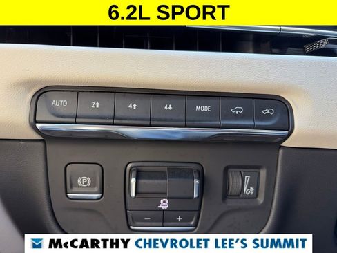 Used 2025 Cadillac Escalade Sport w/ Touring Package AWD/4WD image 11