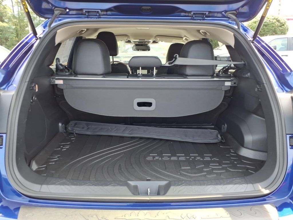 Used 2026 Subaru Crosstrek 2.5i Limited AWD/4WD image 17