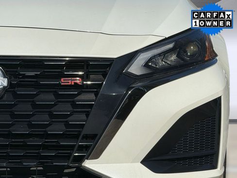 Used 2024 Nissan Altima 2.5 SR image 11