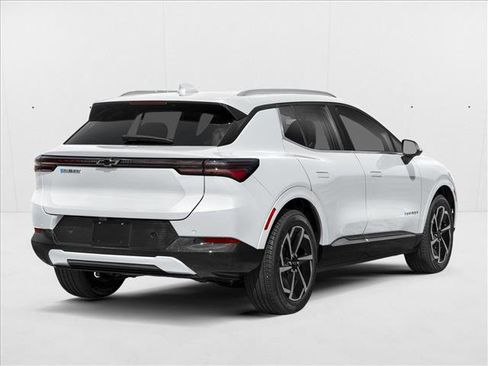 New 2026 Chevrolet Equinox EV LT FWD image 2