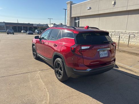 Used 2023 GMC Terrain AT4 image 2