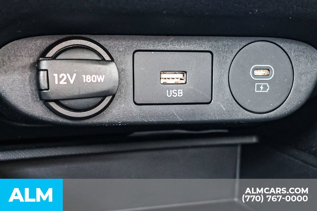 Used 2024 Hyundai Elantra SEL FWD image 38