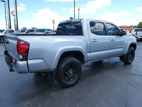 Used 2021 Toyota Tacoma SR5 w/ Technology Package AWD/4WD image 5
