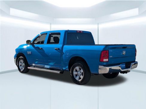 Used 2022 RAM 1500 Classic SLT image 4
