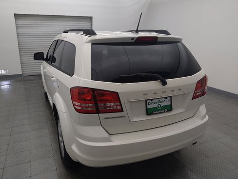 Used 2018 Dodge Journey SE FWD image 6