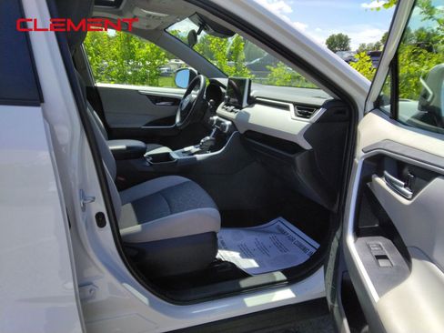 Used 2023 Toyota RAV4 XLE w/ Convenience Package FWD image 37